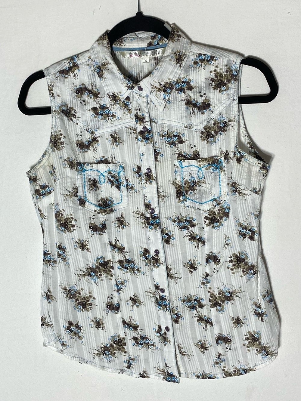 5/$25 Cumberland Outfitters Sleeveless Floral Western Snap Shirt S
